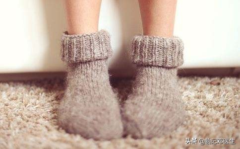 睡不着用什么样的方法更能安睡,晚上睡觉脚热得睡不着怎么办