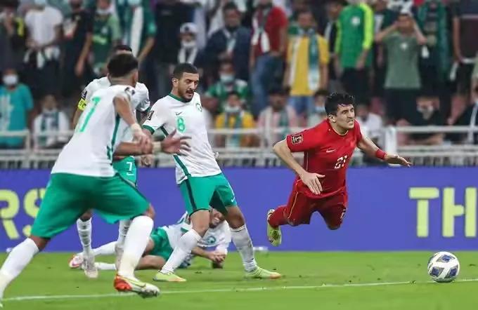 国足开启新的冲击世界杯之旅,国足冲击世界杯之旅再次结束