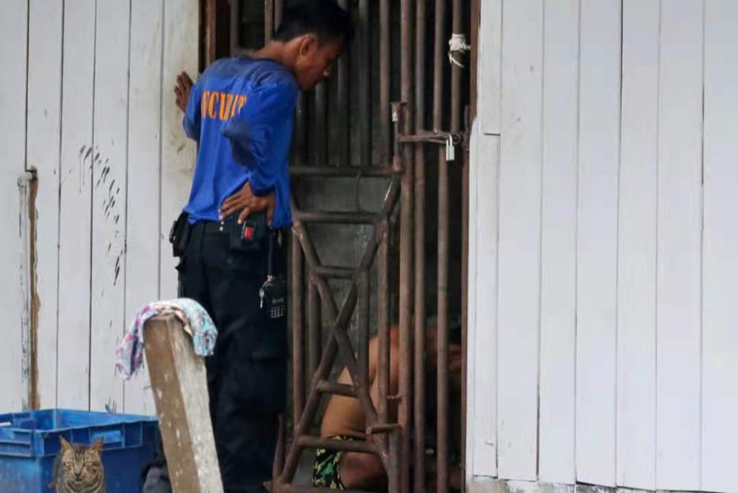 无数的血汗工厂，“*灯区红**”合法，泰国下一步该何去何从？