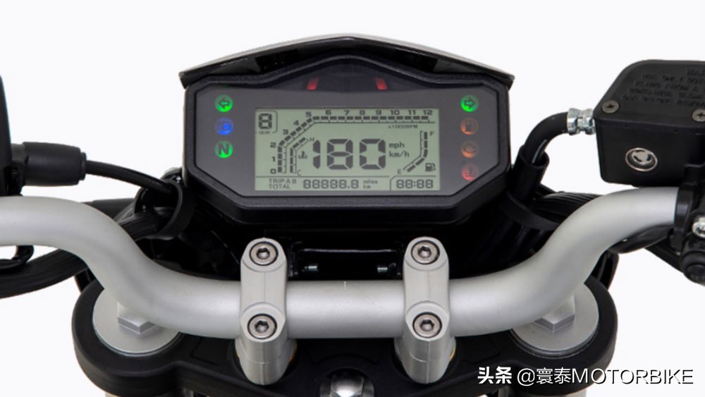 贝纳利小迅龙180s,新款贝纳利小迅龙180s