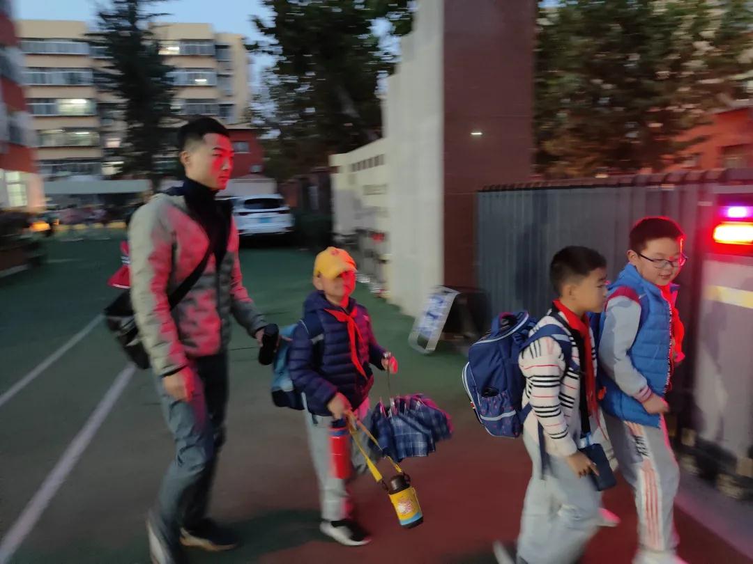 双减“泉”行动|育贤小学全心育人为你点亮