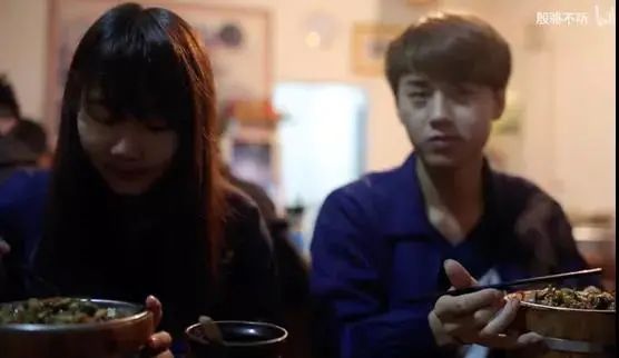 弱电找工作怎么这么难,反映打工人真实现状电影