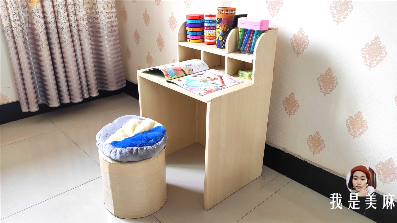 用纸箱给孩子做玩具简单的,爸爸用纸箱给孩子做玩具