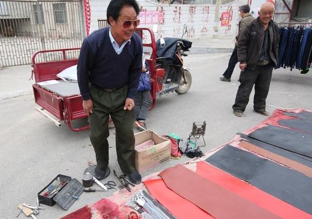 手工真皮皮带,地摊上十元的皮带靠谱吗