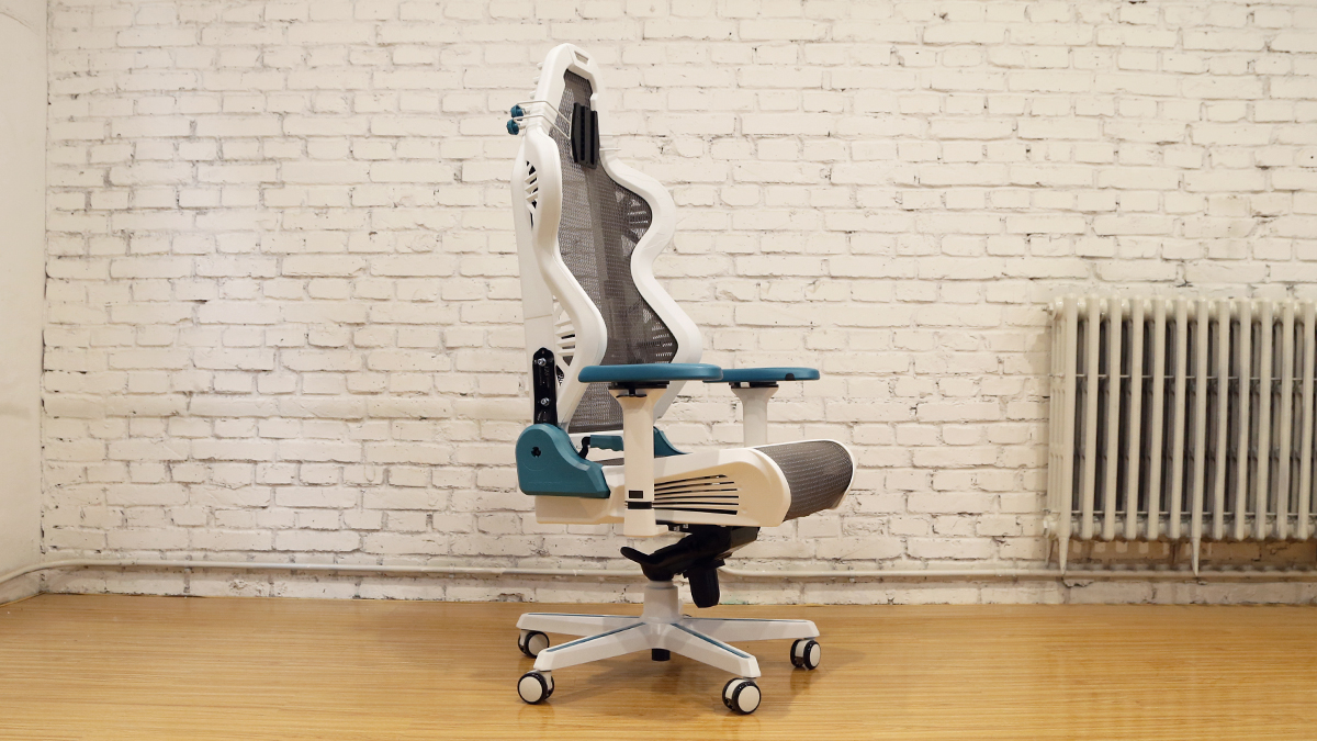 车顶太滑,不如找把好椅子坐着维权