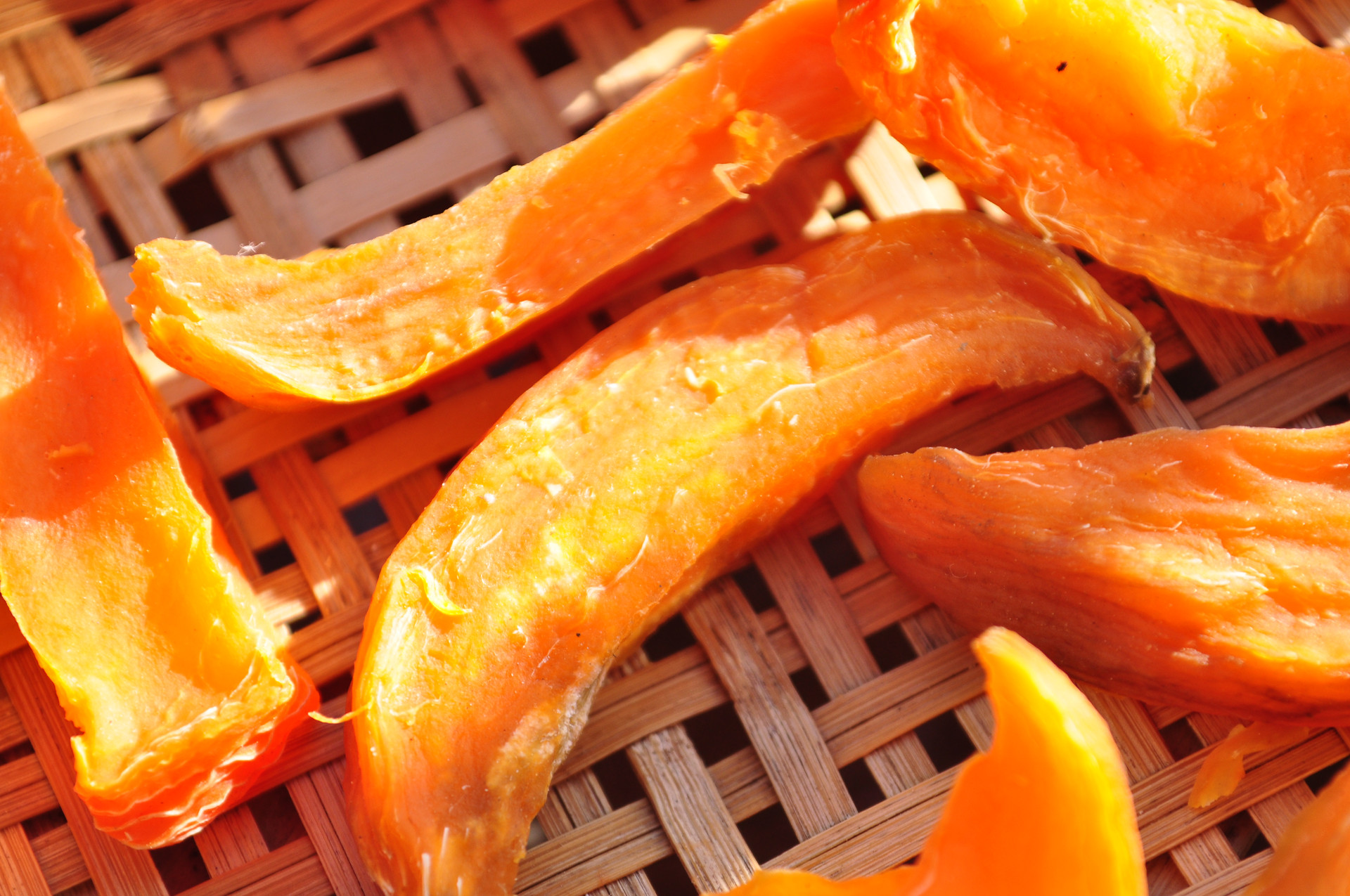 怀孕b超显示偏小一周该怎么办,孕期检查胎儿总是偏小一周