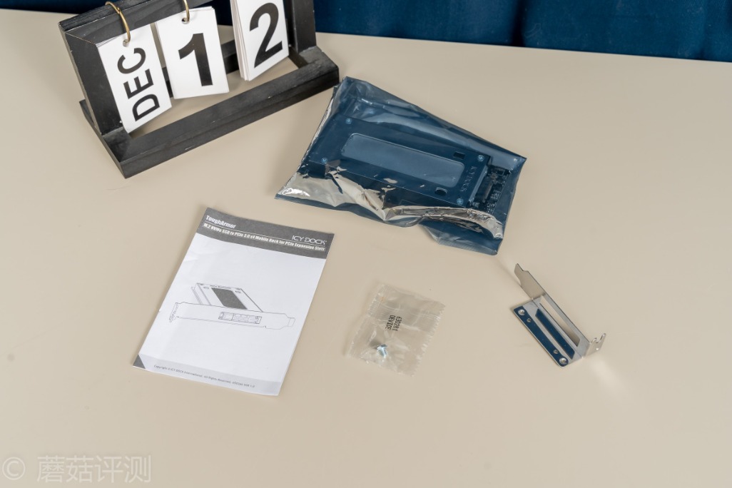 方便插拔，探索更多使用可能、ICYDock硬盘抽取盒PCI转M2评测