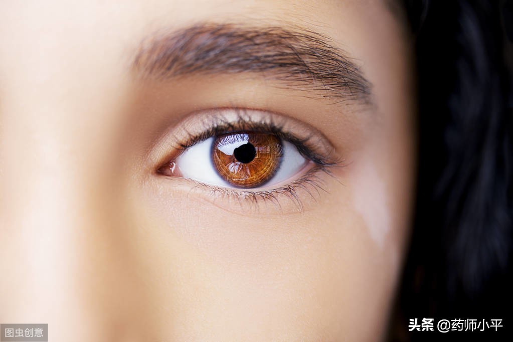 冯小刚对于白癜风的事情怎么说,冯小刚谈自己得白癜风