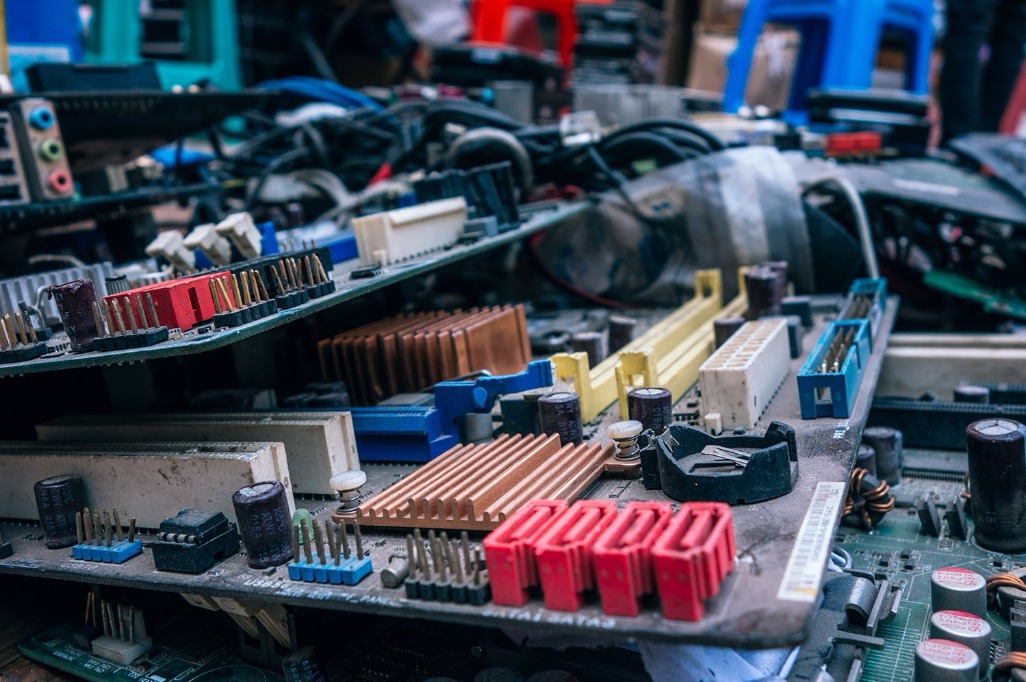 网咖电脑为什么比自己家的好,网咖为什么电脑这么快