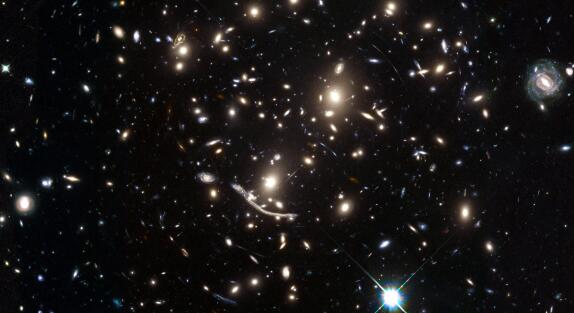 宇宙存在外星人的观点和理由,宇宙揭秘你认为外星人真的存在吗