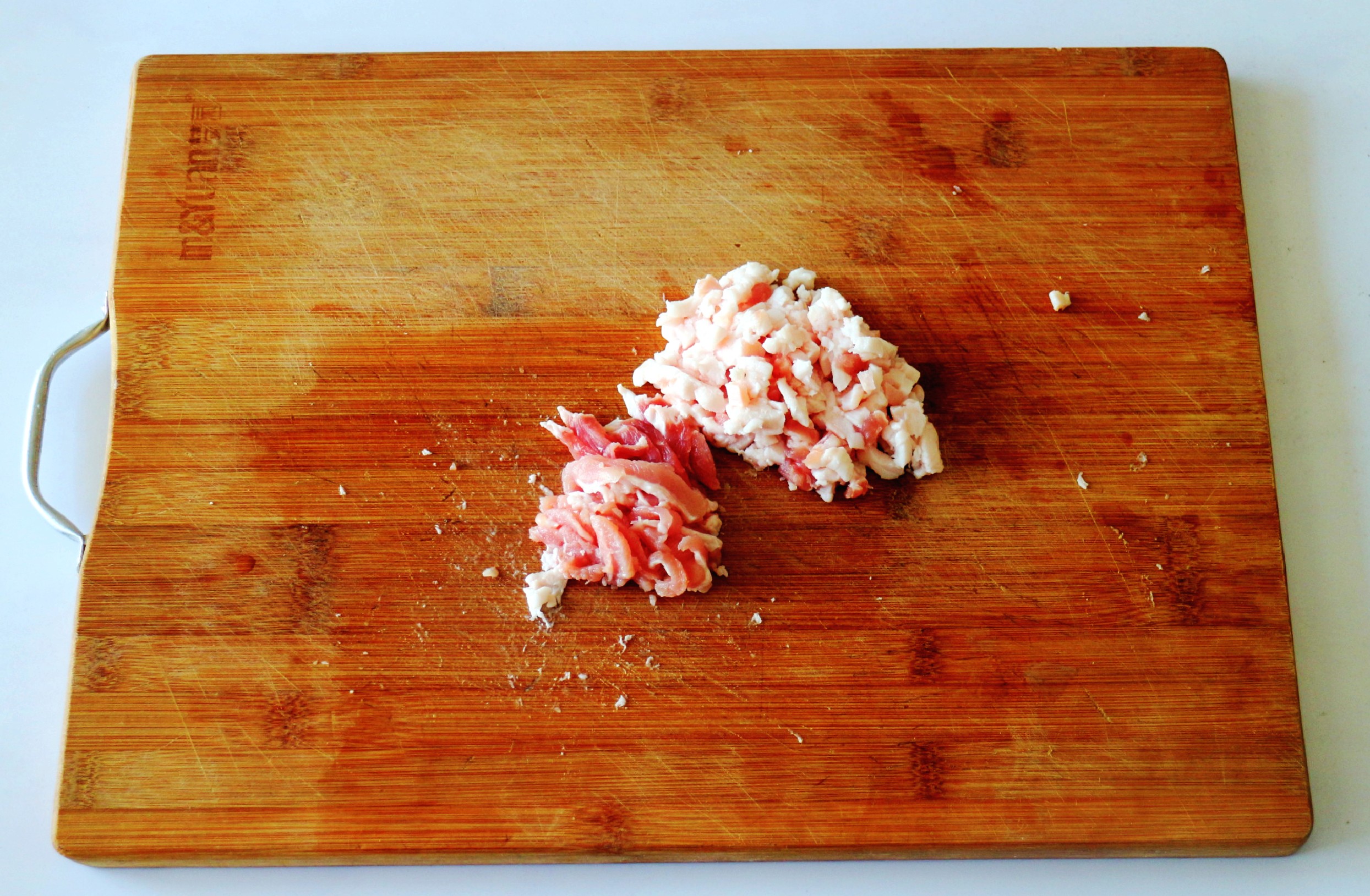 用湿面条不焯水如何做炒面,炒面专用面条不粘不坨