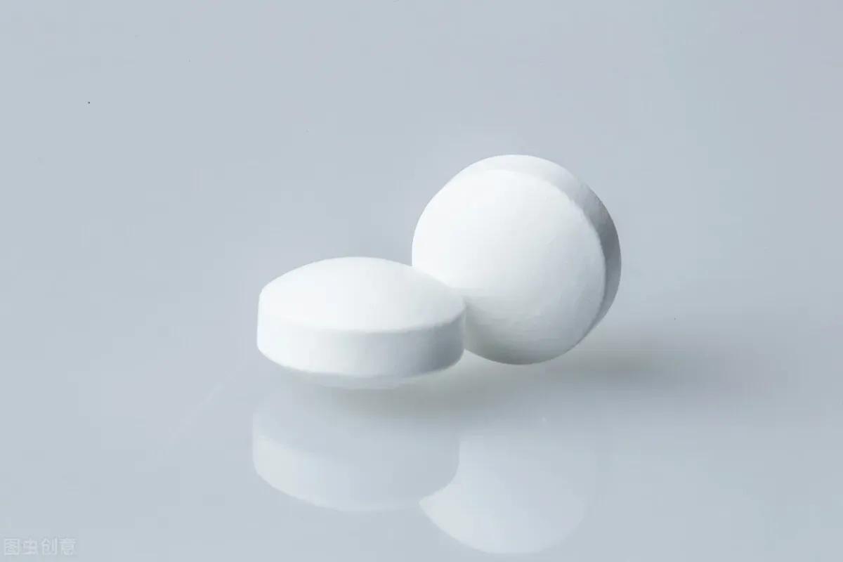 艾司唑仑劳拉西泮哪个副作用小,地西泮和艾司唑仑哪个药副作用大