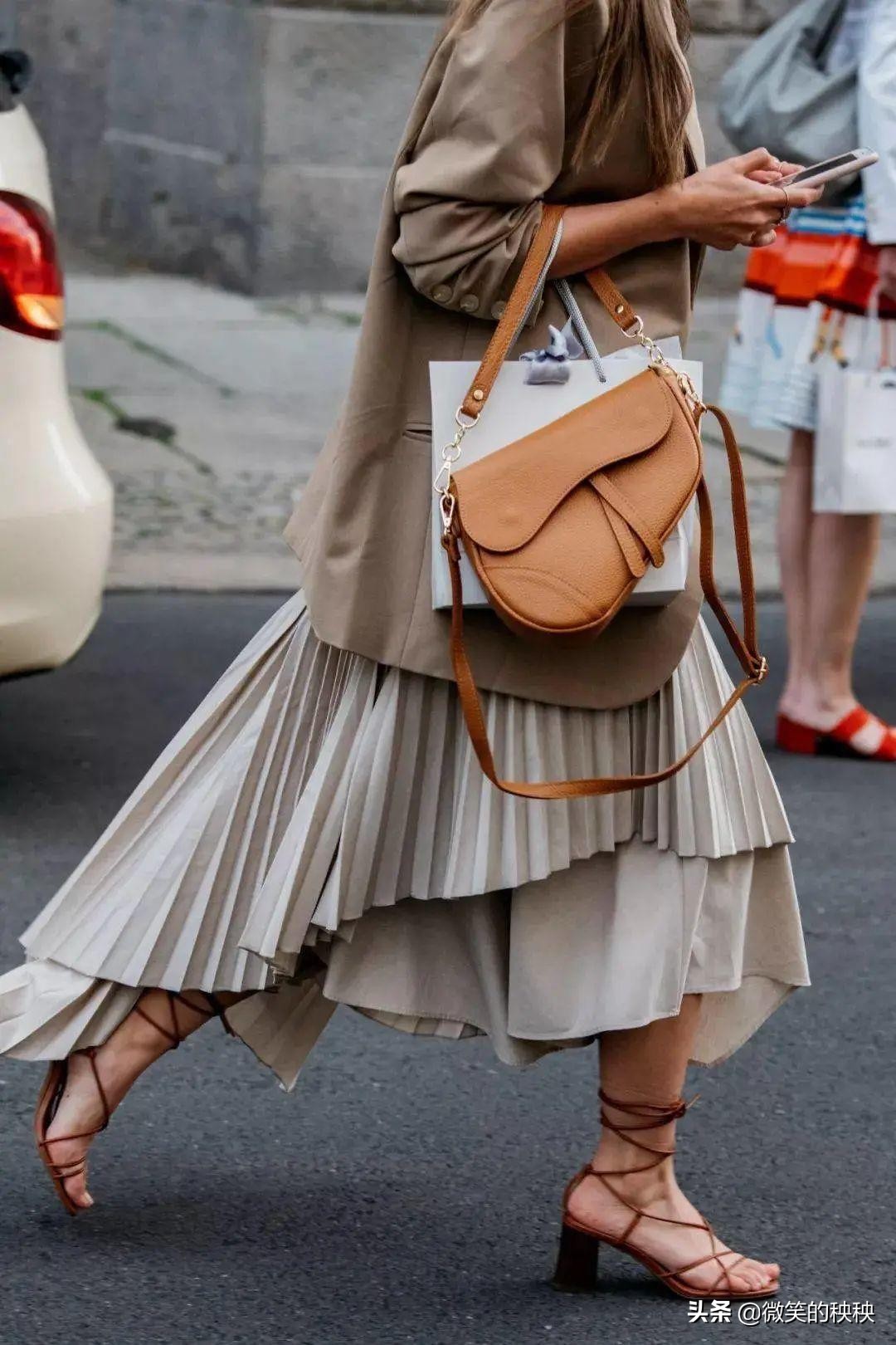 百褶裙气质又时髦,百褶裙时尚潮流款长款