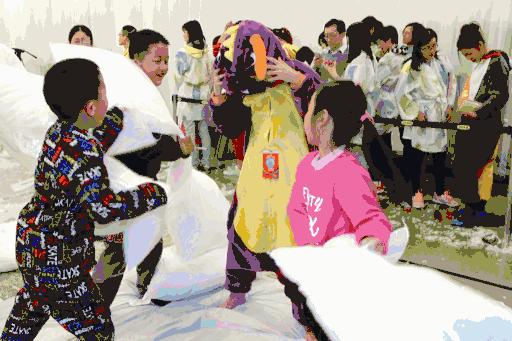 冬天室内陪孩子玩的游戏,在家玩的降温亲子游戏