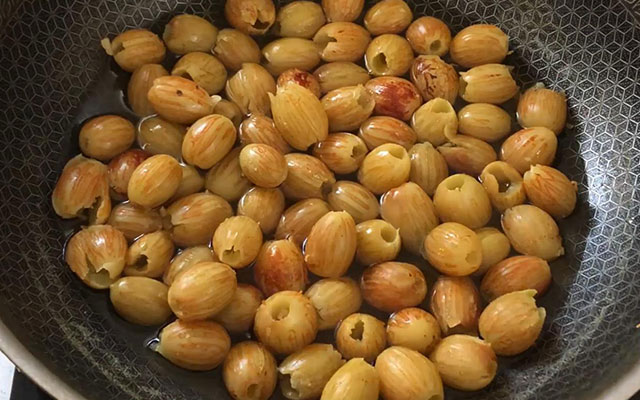 新鲜的枣可以蒸了吃不完怎么弄,新鲜枣怎么做辅食