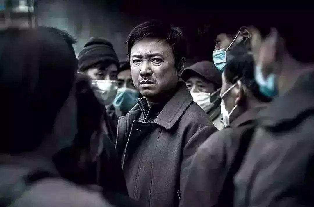 你为什么笑了？因为它真。你为什么又哭了？因为它血淋淋的真。