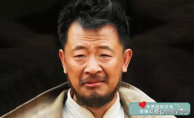 鼻子宽大眼距过近,鼻子宽度大于眼间距原因