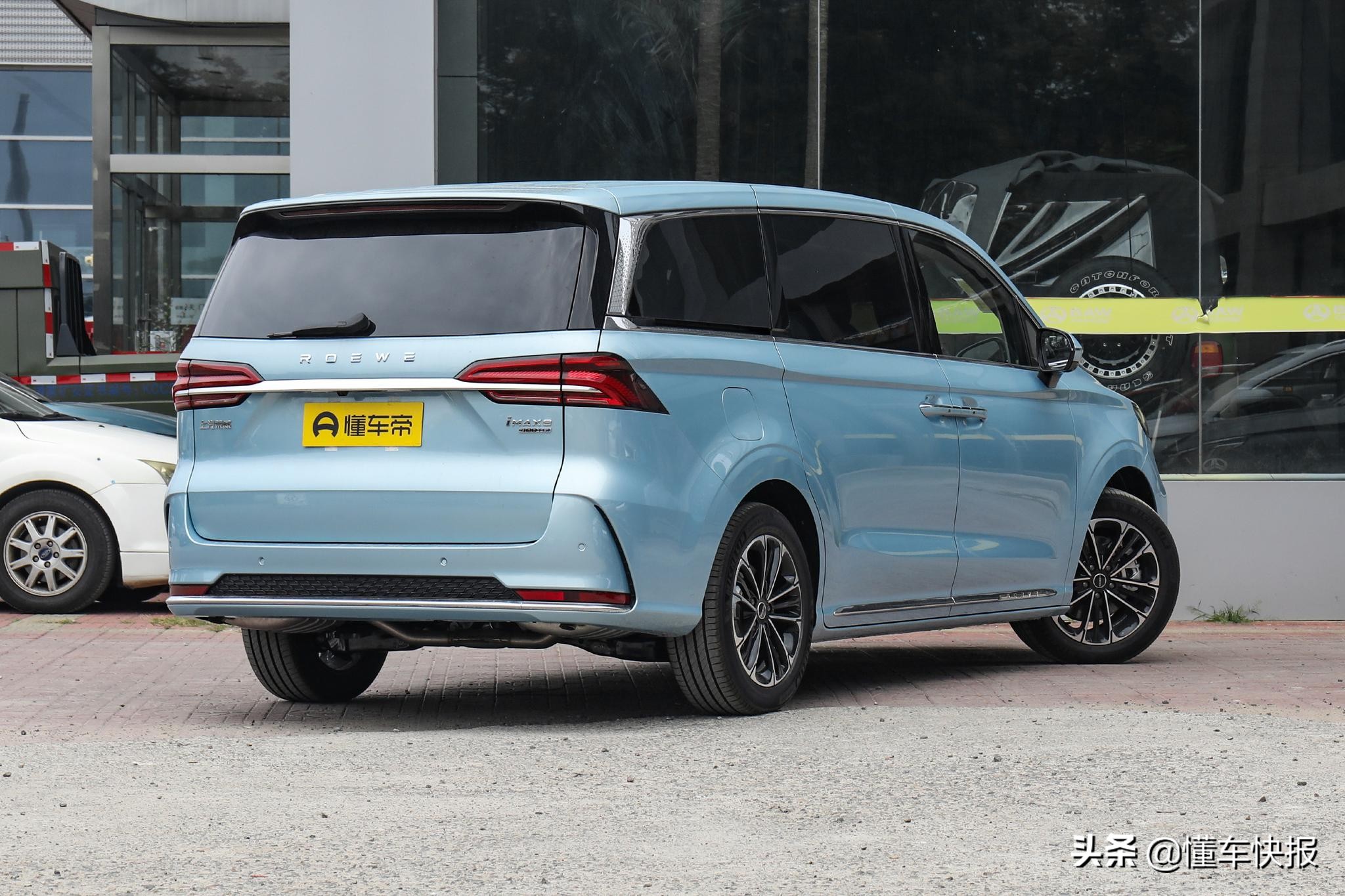 mpv商务车大全7座推荐10万以内,2022款现代mpv商务车大全7座