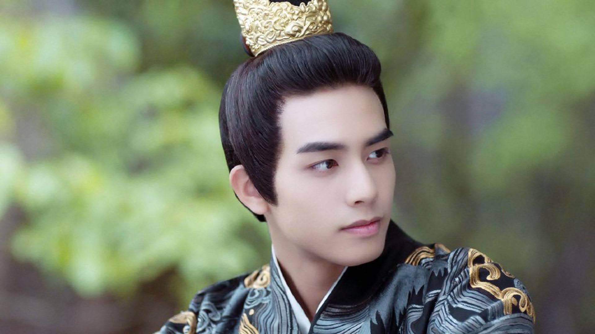 谁把许凯宋威龙介绍给于正,宋威龙许凯谁长得好看