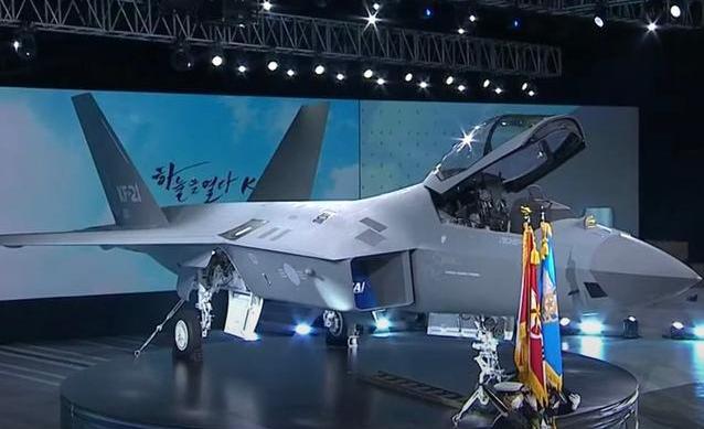 和韩国搞军工合作有多不靠谱?新型战机刚下线就被拆,质量不过关