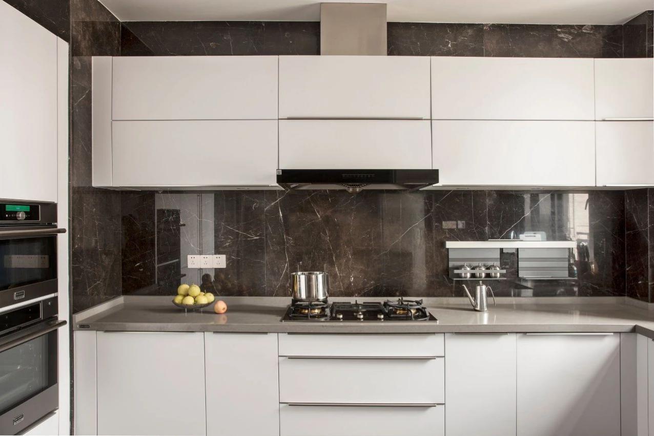 常见的3种厨房油烟机，这款太太太难清洗了吧，千万别装错了