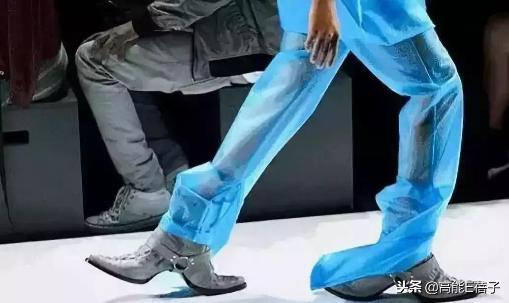 J姐的钻石牙，HBA的双头鞋……看得我只想好好当个穷人