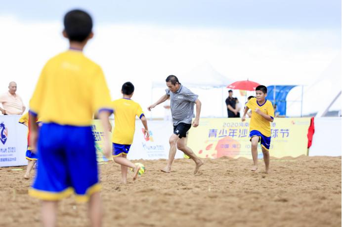 2020海南沙滩足球明星公开课开课啦！前国脚王涛亲自授课