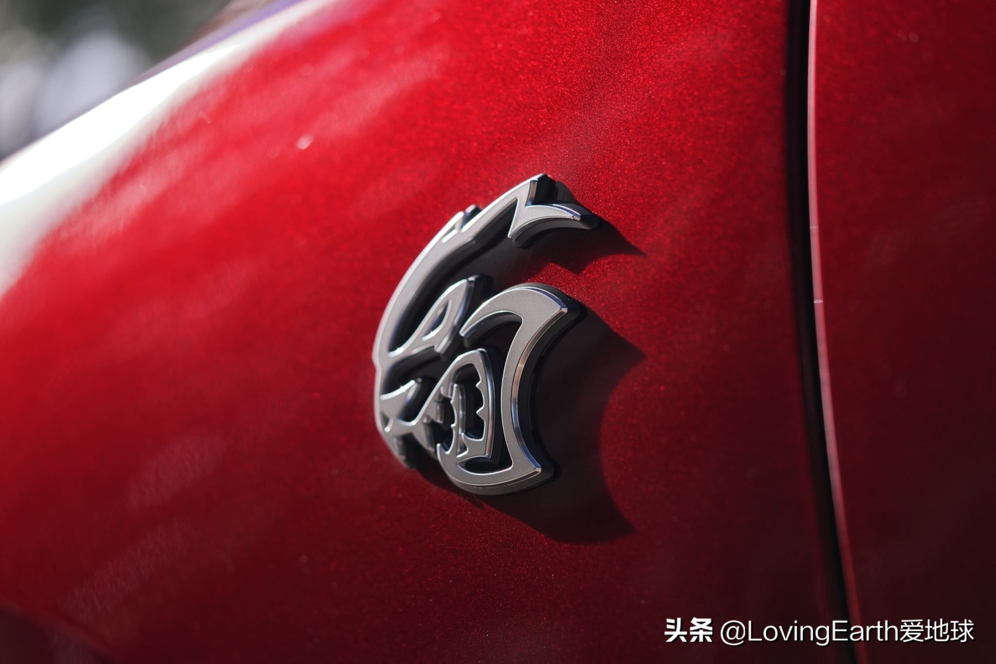 大切诺基srtvs道奇杜兰戈地狱猫,2023款道奇杜兰戈srt地狱猫内饰