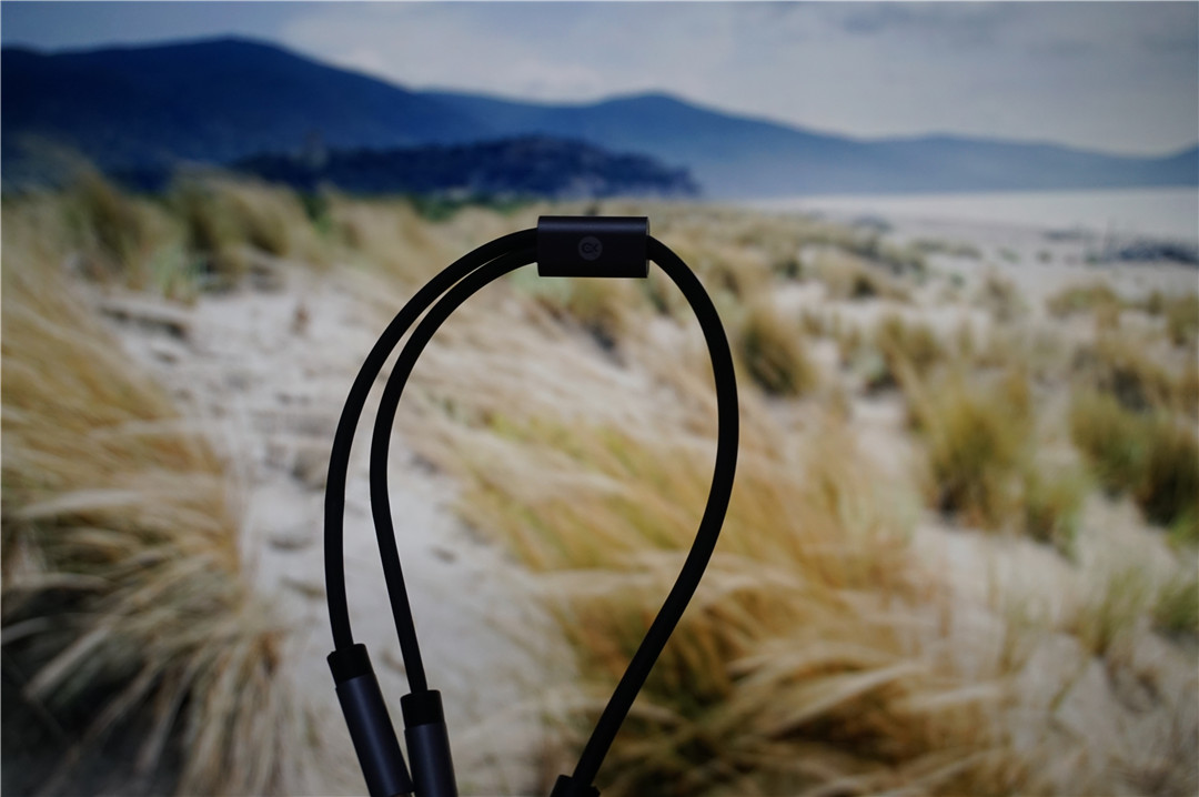 华为手机耳机与小米手机耳机,小米手机耳机和华为耳机