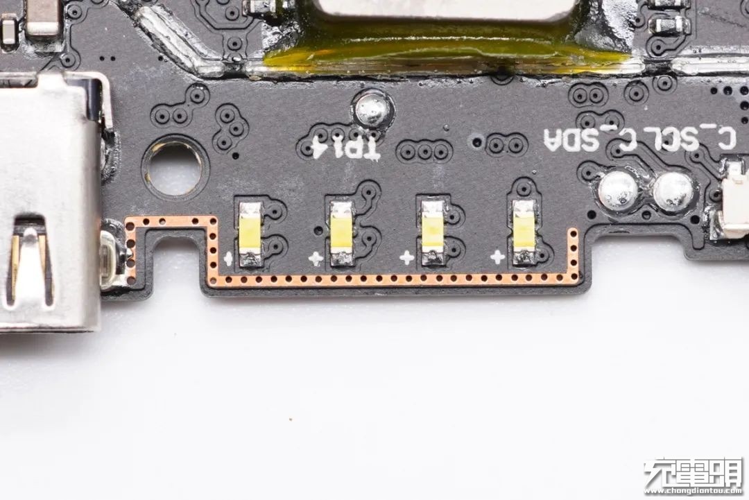 三星note10无线充电拆解,三星25w移动电源