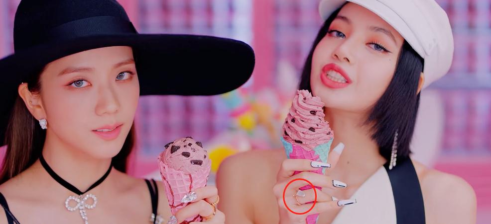 粉墨组合jenny名场面,粉墨演唱会jennie美国场