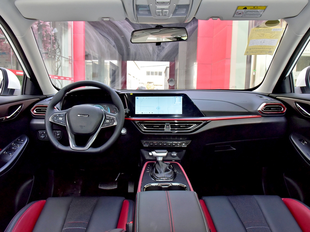 预售价699万起长安欧尚x5抢先看,长安欧尚x5开启预售6.99万起