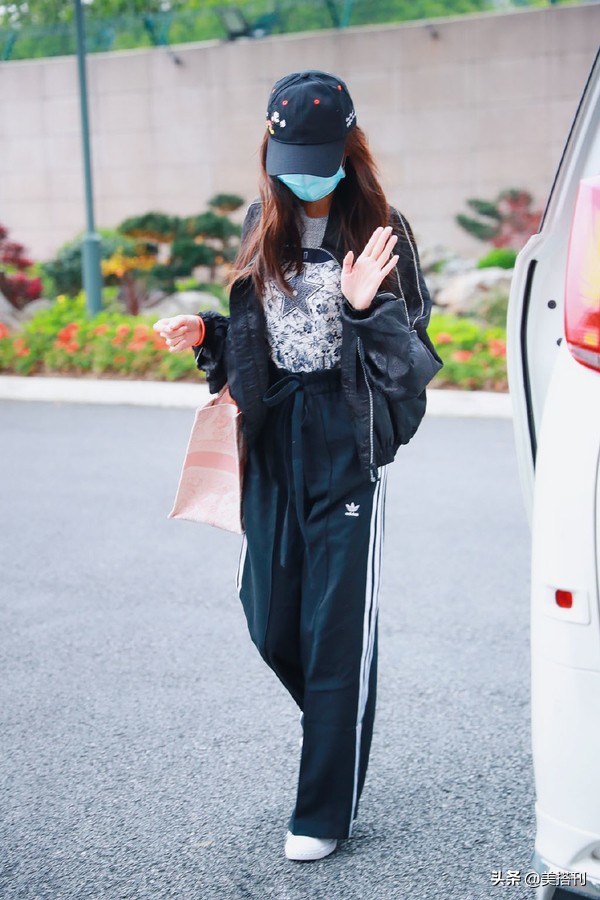 辣妈杨颖图片,杨颖时尚潮运动装