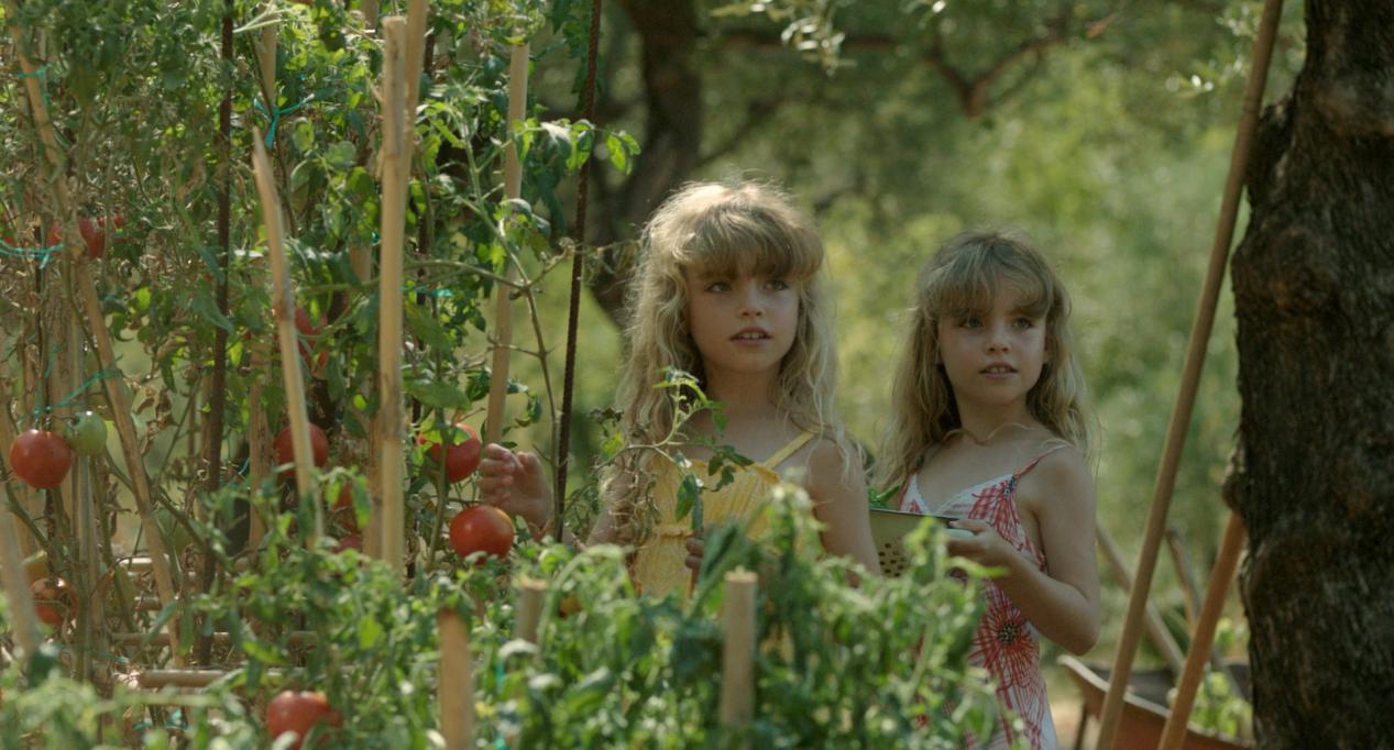 如果你的爱情总被节日折磨，那么请看看“爱在三部曲”吧