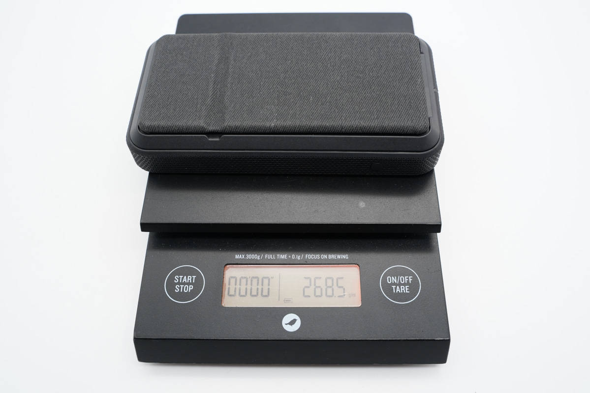 mophiepowerstationwirelessxl评测,苹果对比anker磁吸充电宝