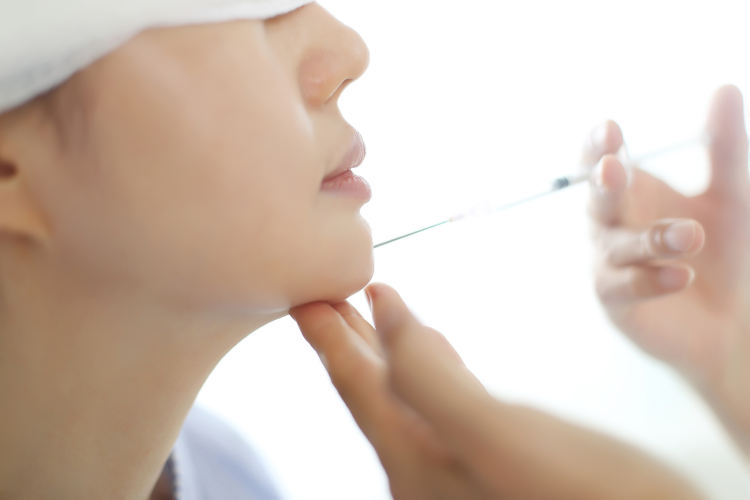 玻尿酸vs线雕,玻尿酸发动战争