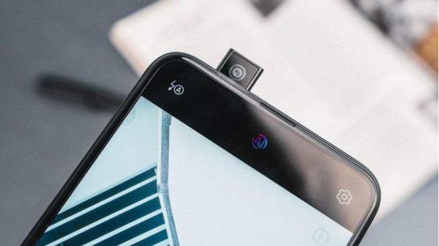 最强的4g手机哪个更值得买,53万跑分真全面屏128g