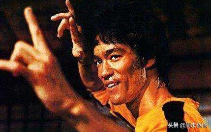 中国人用键盘打汉字惊呆外国人,让老外崩溃的汉字输入法