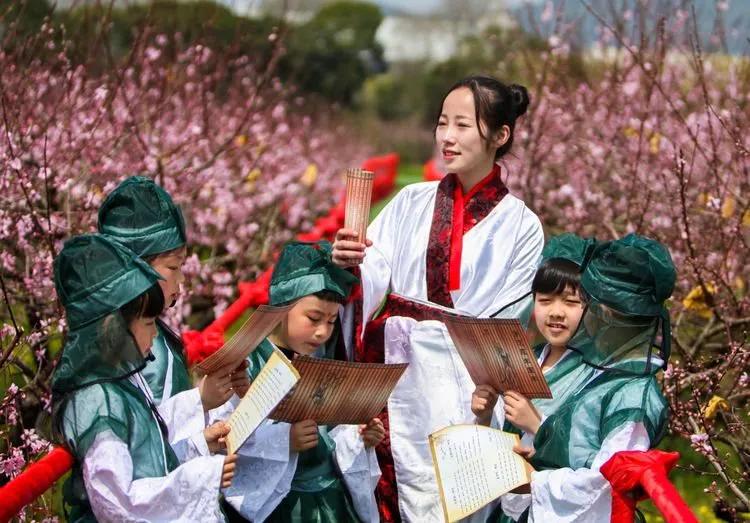 家门口的好学校,江北知易外国语什么时候放假