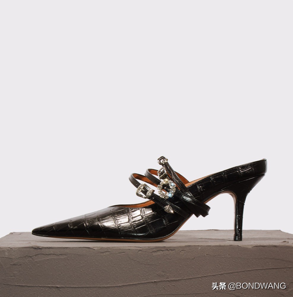 abra品牌鞋,为乔布斯设计logo的设计师