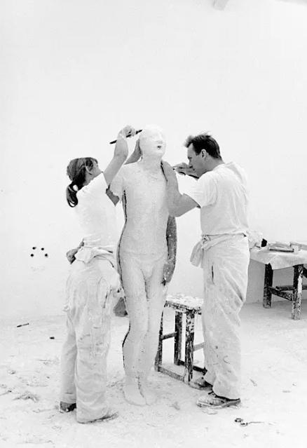 当代艺术品解读,当代艺术品张小玉