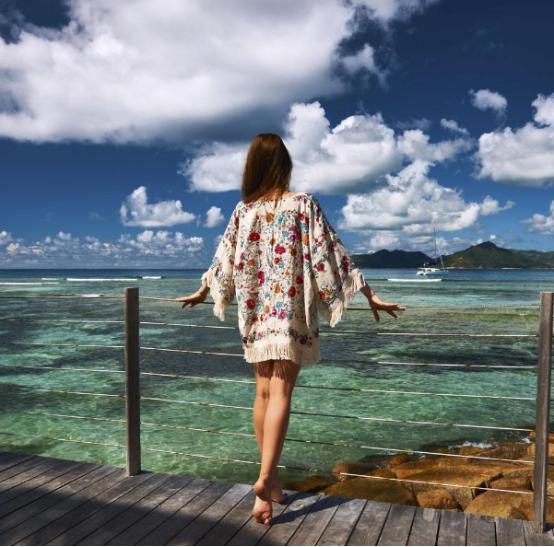 真正相爱的两个人会有的6个表现,真正的爱情两个人在一起就够了