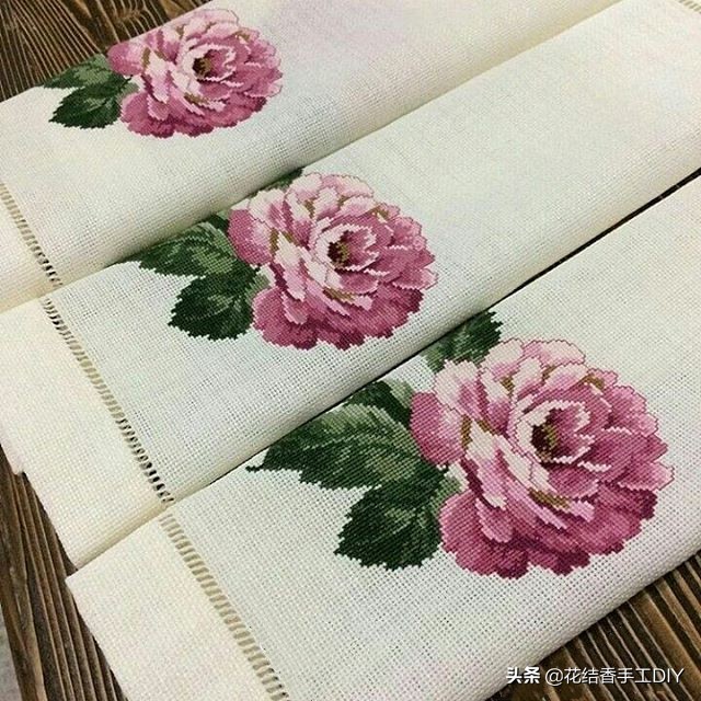 十字绣美丽的画,十字绣美丽花边