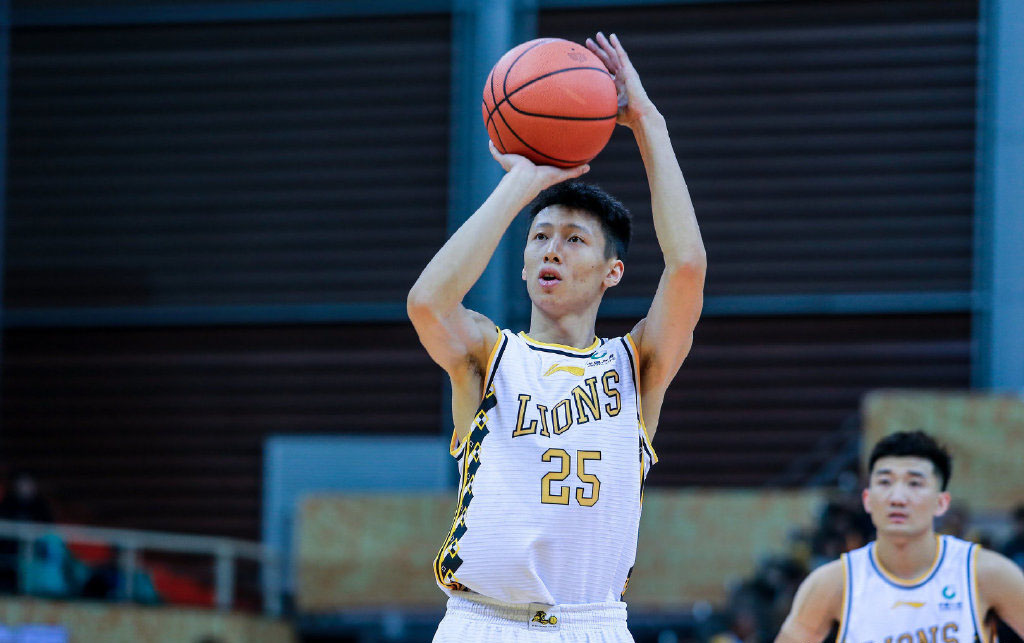 广厦男篮李春江最好战绩,李春江在广厦的战绩