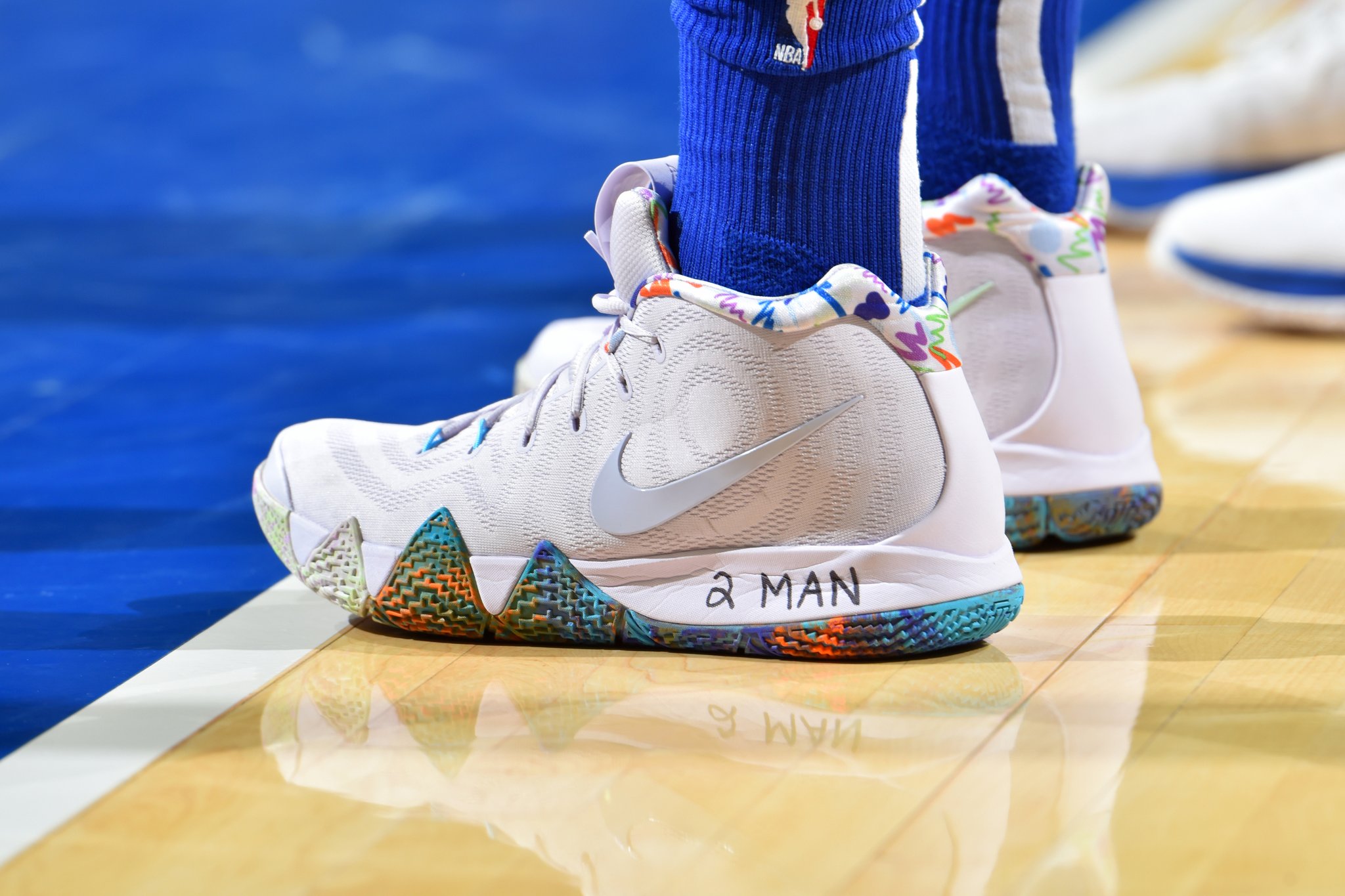 nba球员上脚便宜又好穿的实战球鞋,一周nba赛场8双定制球鞋合集