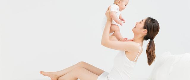 宝宝喂奶总是吐奶怎么办,喂母乳期间宝宝吐奶怎么办