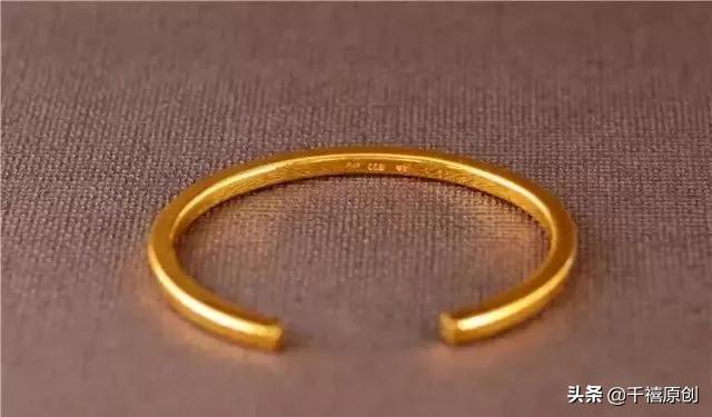 金镯子戴不进去可以压扁吗,金镯子为啥不要买空心的