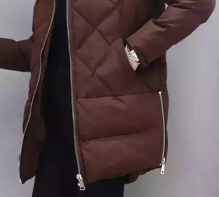 黑色短款面包服怎么搭配哈伦裤,条绒女款加绒哈伦裤配面包服