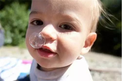 宝宝一吃就拉粑粑是什么原因,宝宝一吃就拉粘液