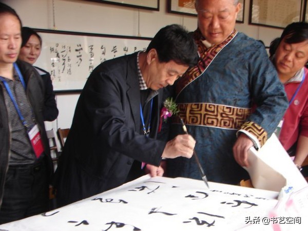 80个硬笔书法欣赏,现代80位书法名家作品欣赏